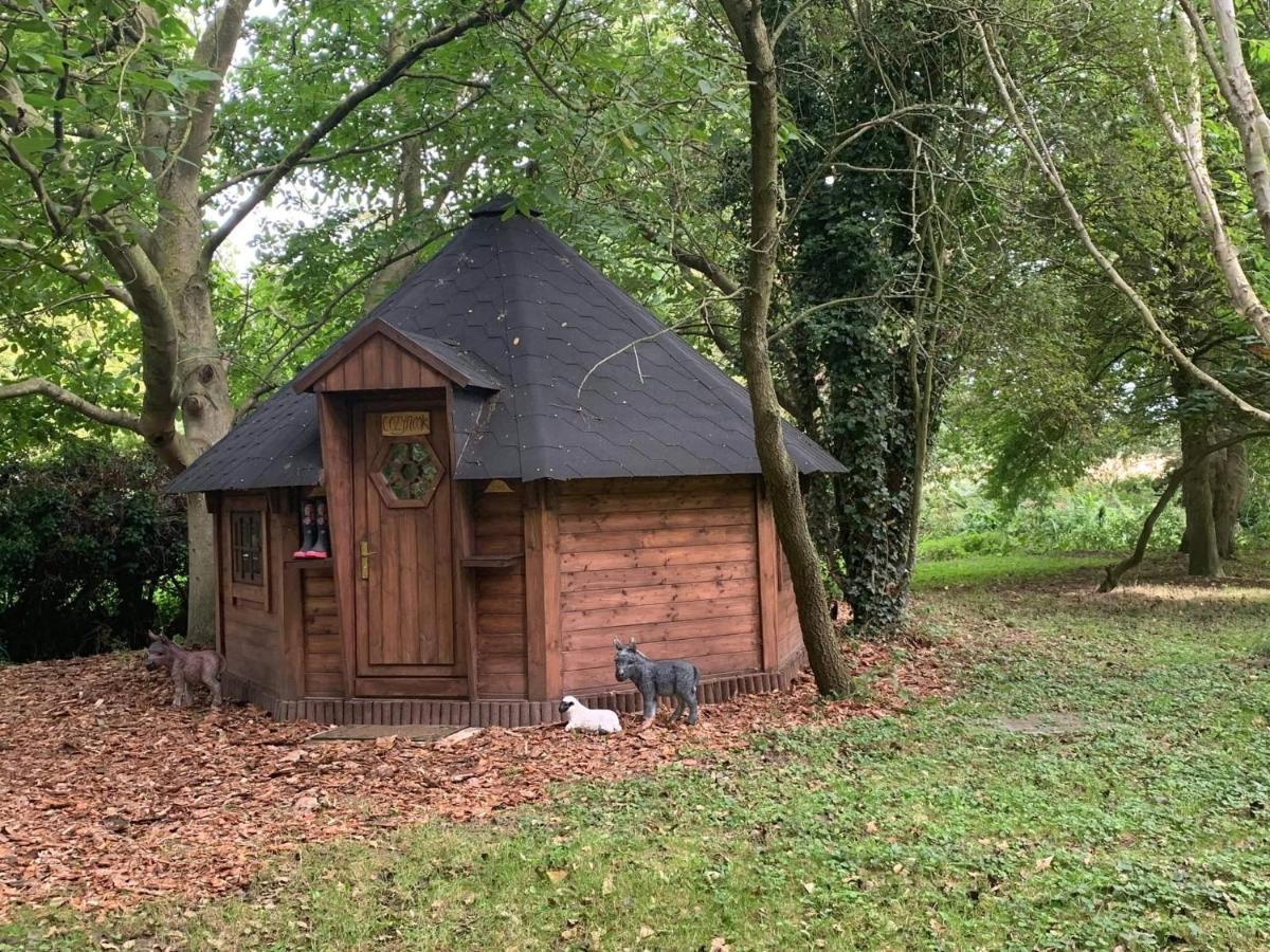 Starry Meadow & Rescued Animal Experiences Villa Great Yarmouth Dış mekan fotoğraf